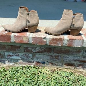 Frye Judith Booties Size 8